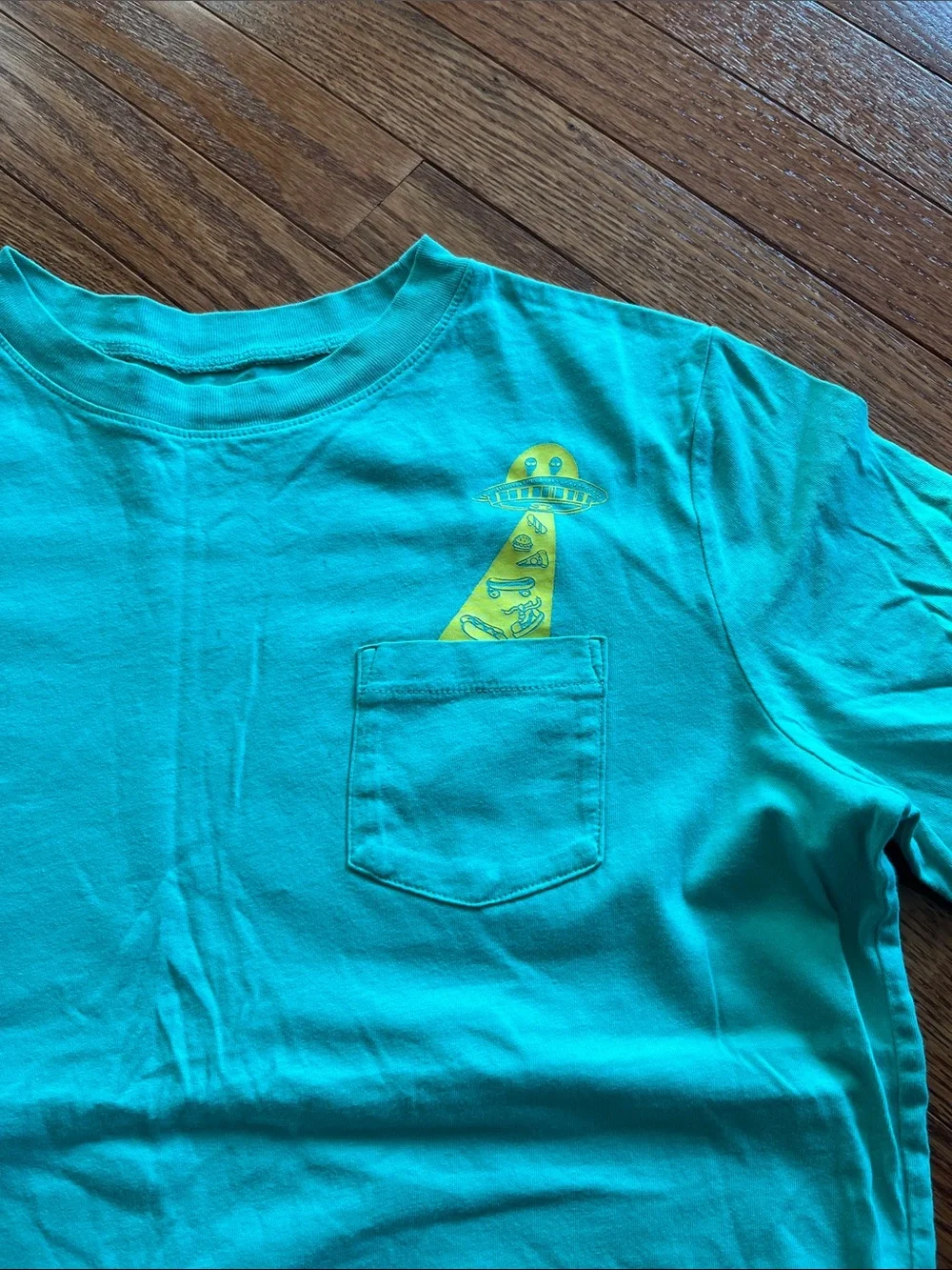 Boys short sleeve tees in size 14
